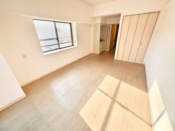 物件内観写真10　(居室)