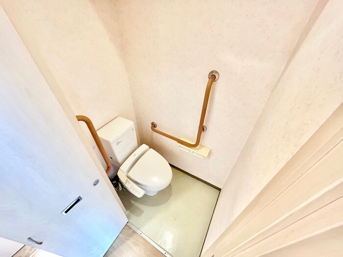 物件内観写真10　(トイレ)