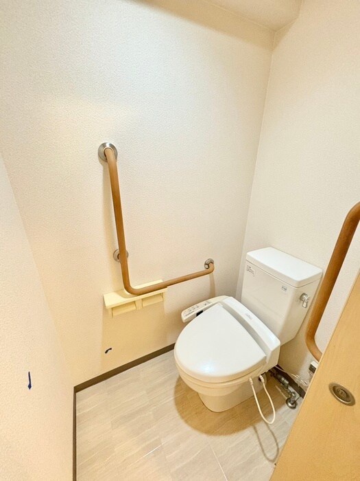 物件内観写真10　(トイレ)