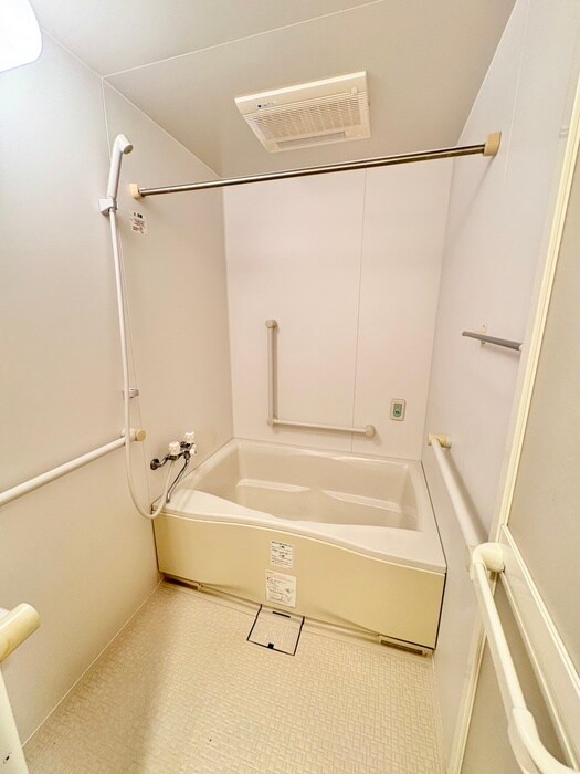 物件内観写真11　(バス／シャワールーム等)