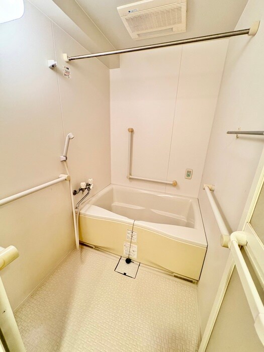 物件内観写真11　(バス／シャワールーム等)