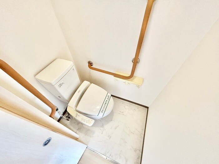 物件内観写真11　(トイレ)