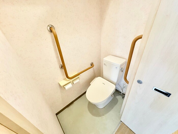 物件内観写真13　(トイレ)