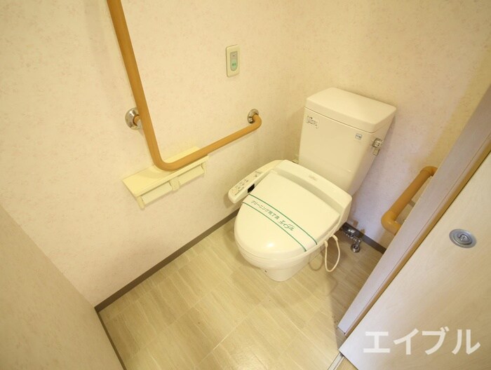 物件内観写真13　(トイレ)