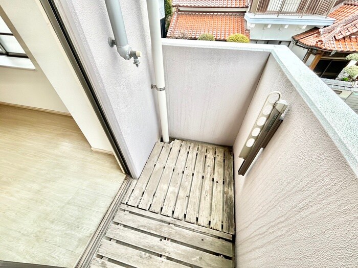 物件内観写真17　(洗濯機置場)