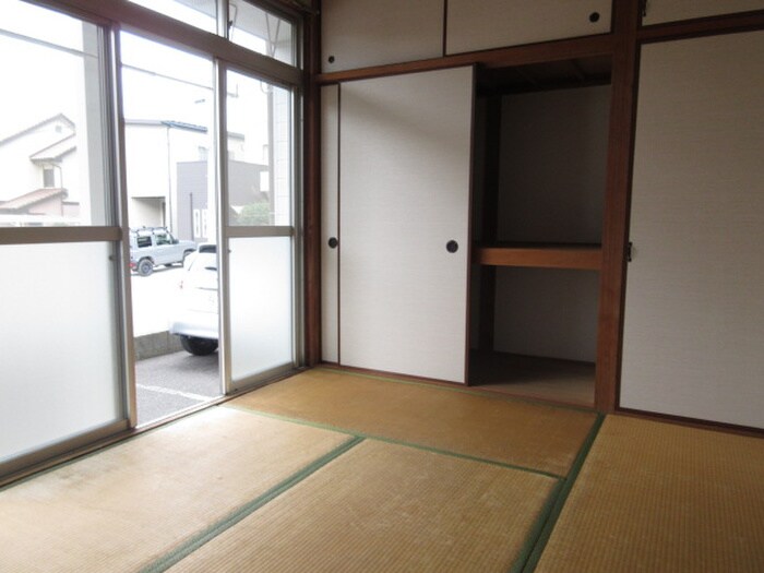 物件内観写真7　(居室)