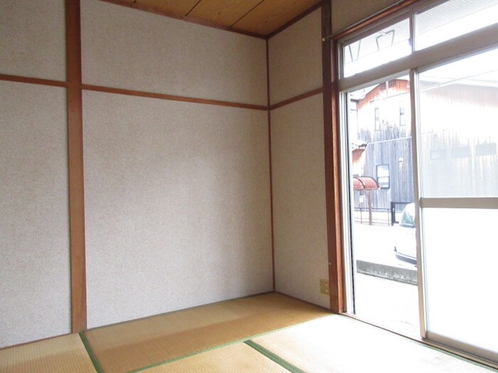 物件内観写真8　(居室)