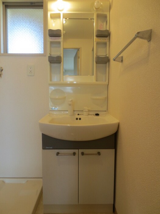 物件内観写真16　(洗面)