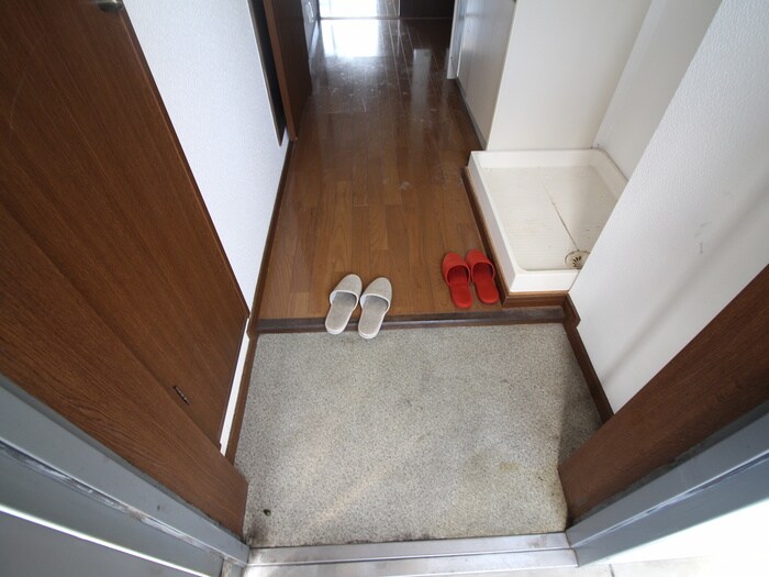 物件内観写真18　(廊下)