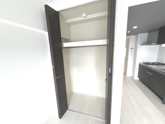 物件内観写真10　(収納)