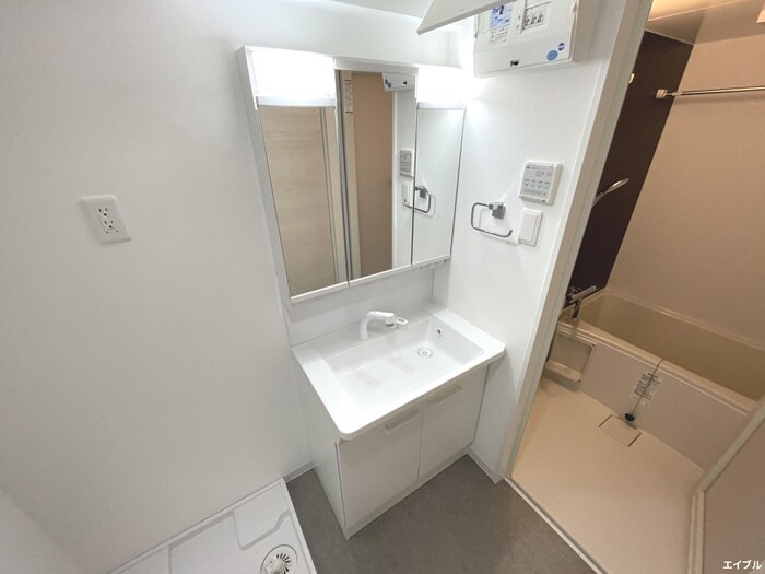 物件内観写真15　(洗面)