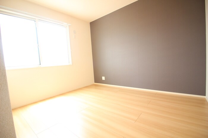 物件内観写真4　(居室)