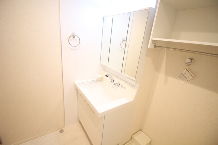 物件内観写真6　(洗面)