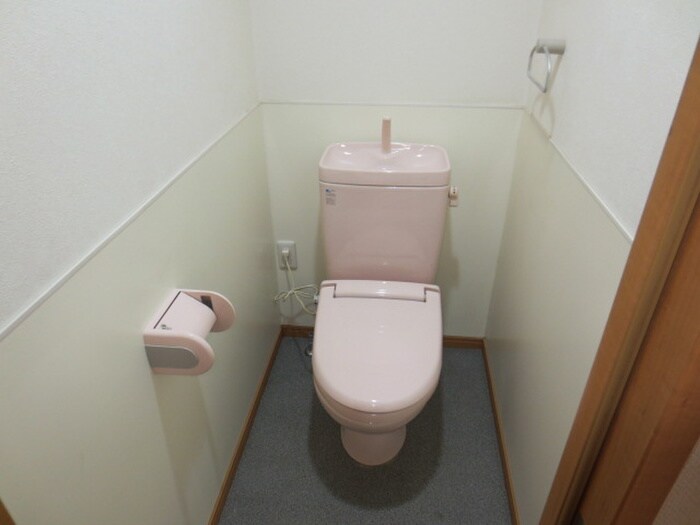 物件内観写真9　(トイレ)