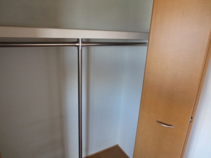 物件内観写真11　(収納)