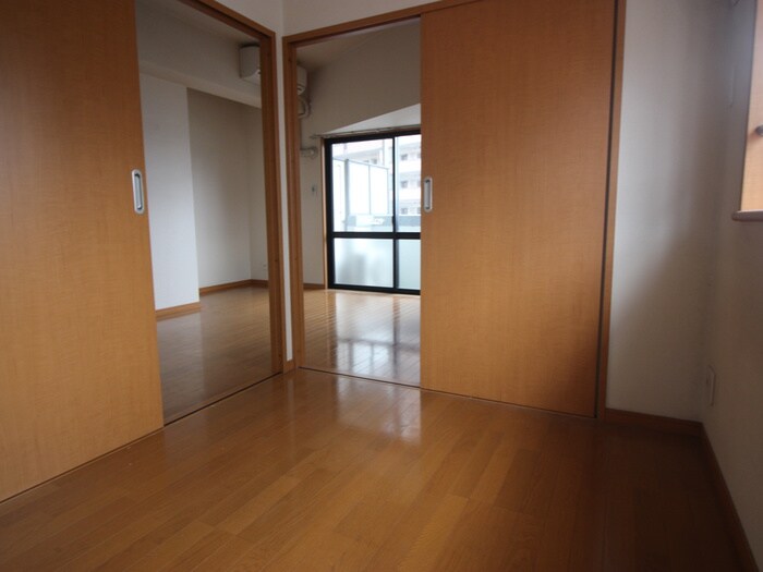 物件内観写真17　(居室)