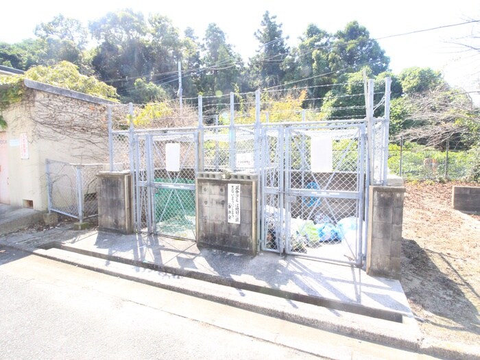 物件外観写真3　(建物設備)