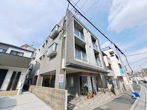 ハイドパーク一枝外観写真