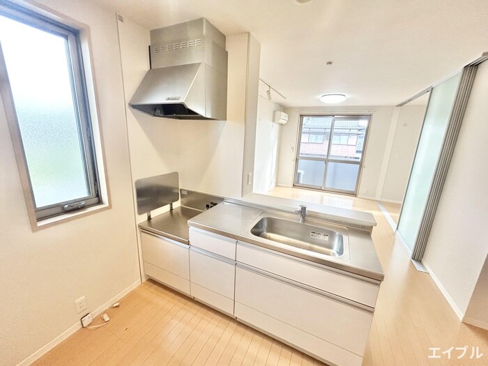 物件内観写真3　(キッチン)