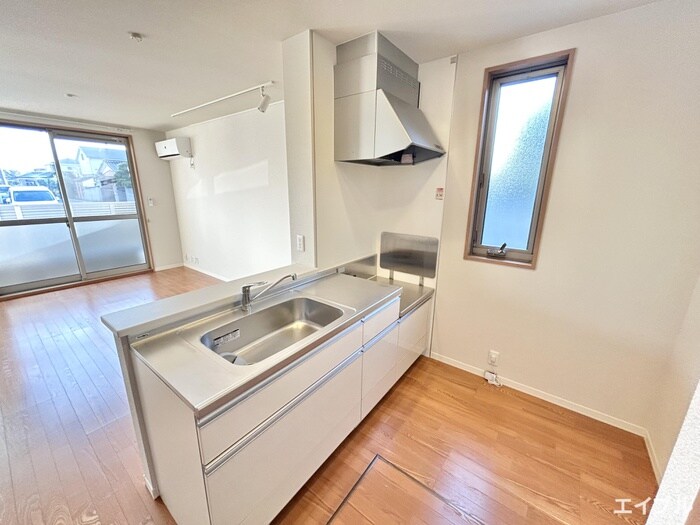 物件内観写真3　(キッチン)