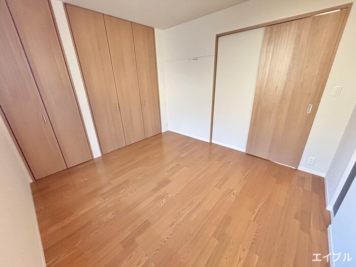 物件内観写真4　(居室)