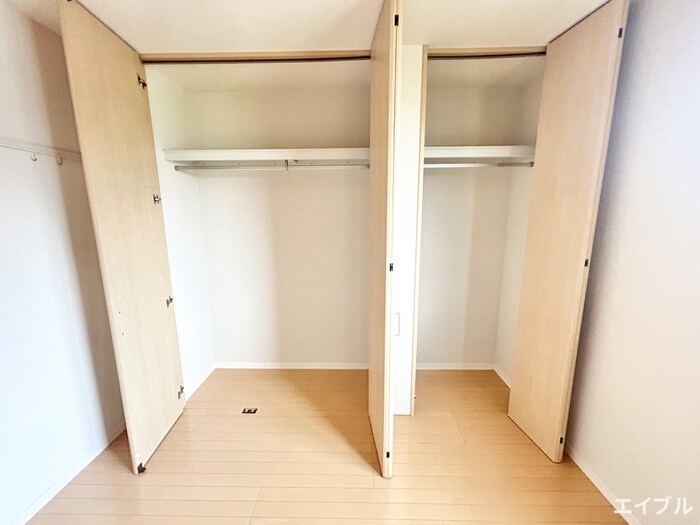 物件内観写真5　(収納)