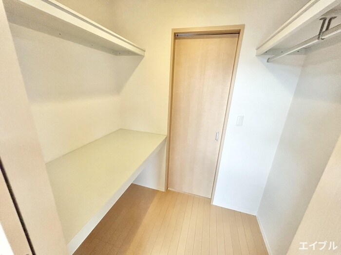 物件内観写真11　(収納)