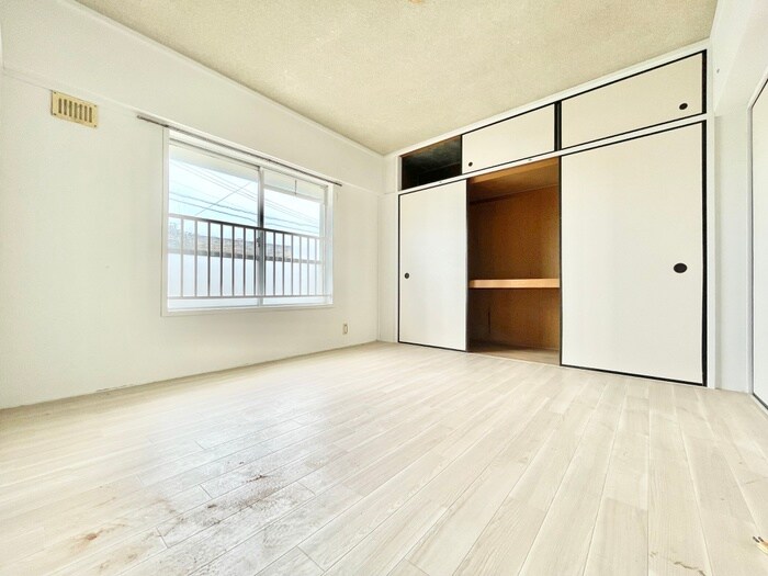 物件内観写真18　(居室)