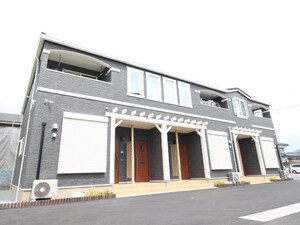 ヴィラ・坂本B外観写真