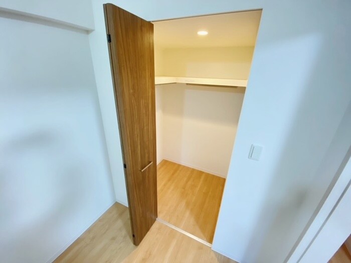 物件内観写真9　(収納)