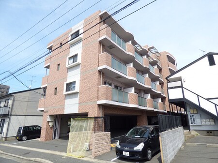 出屋敷館外観写真