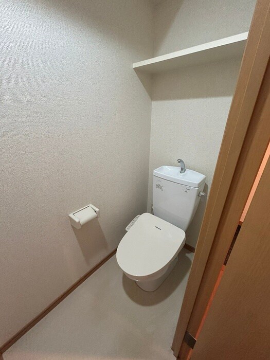 物件内観写真11　(トイレ)