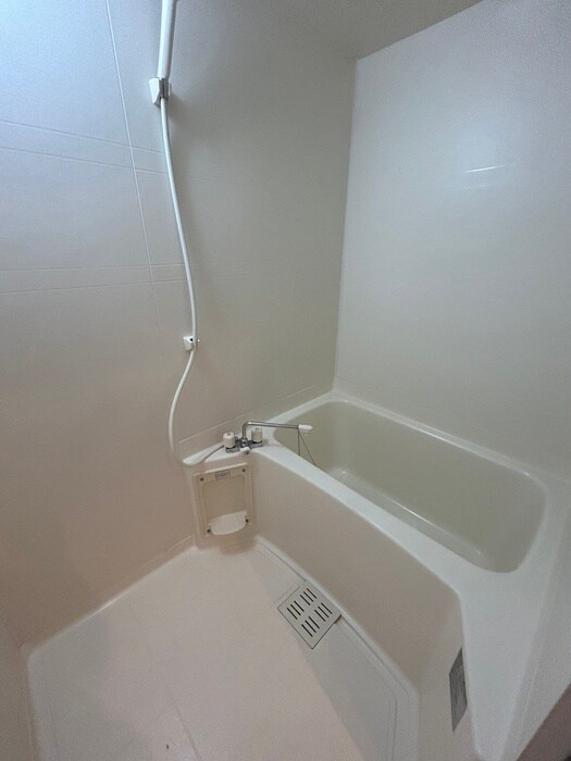 出屋敷館のバス