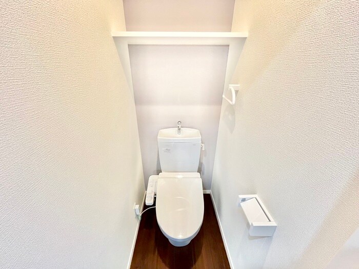 物件内観写真8　(トイレ)