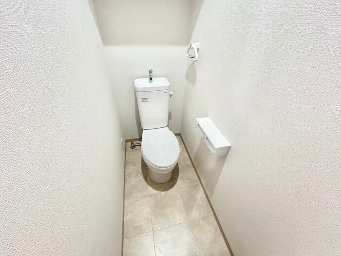 物件内観写真10　(トイレ)