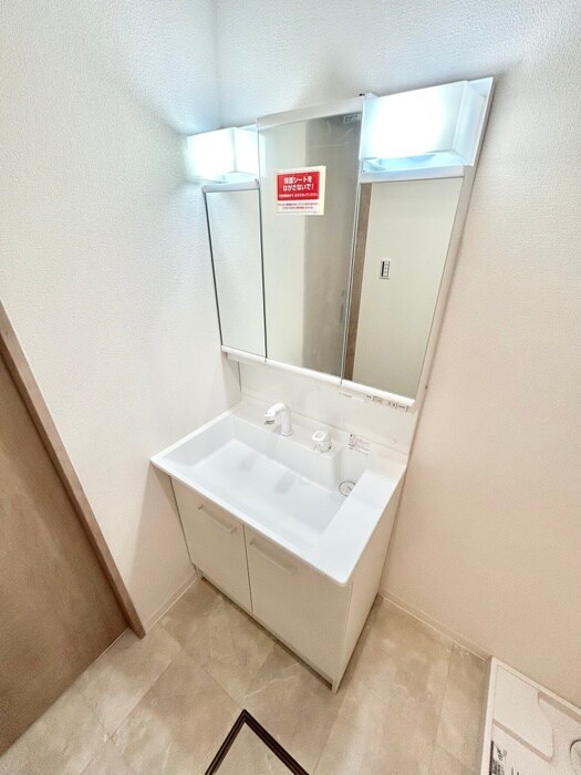 物件内観写真11　(洗面)