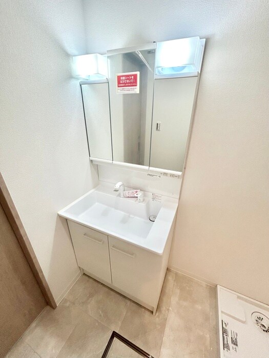 物件内観写真11　(洗面)