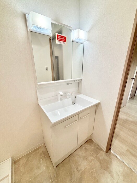 物件内観写真11　(洗面)