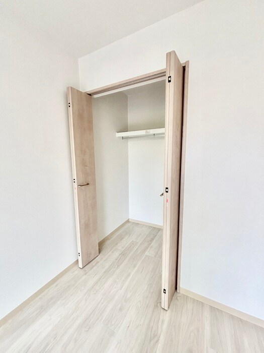 物件内観写真12　(収納)