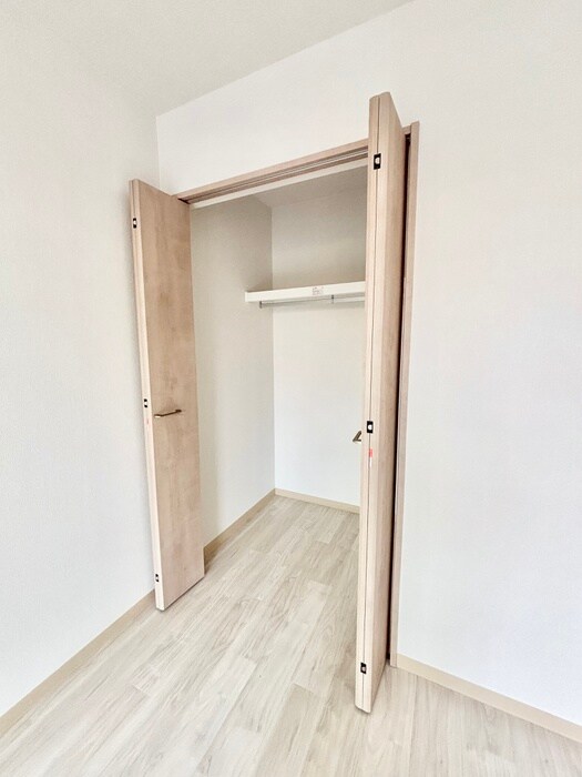 物件内観写真12　(収納)