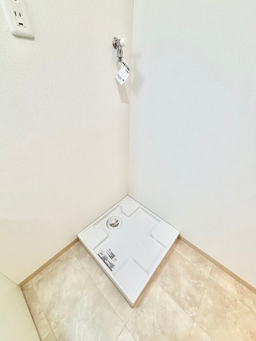 物件内観写真20　(洗濯機置場)