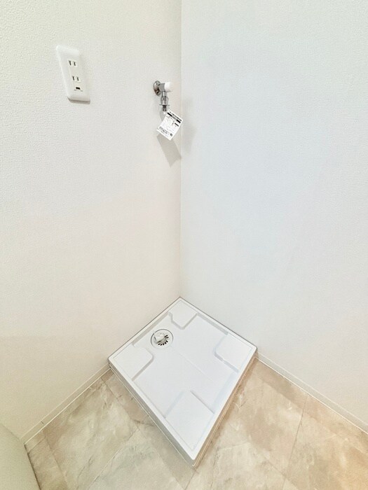 物件内観写真20　(洗濯機置場)