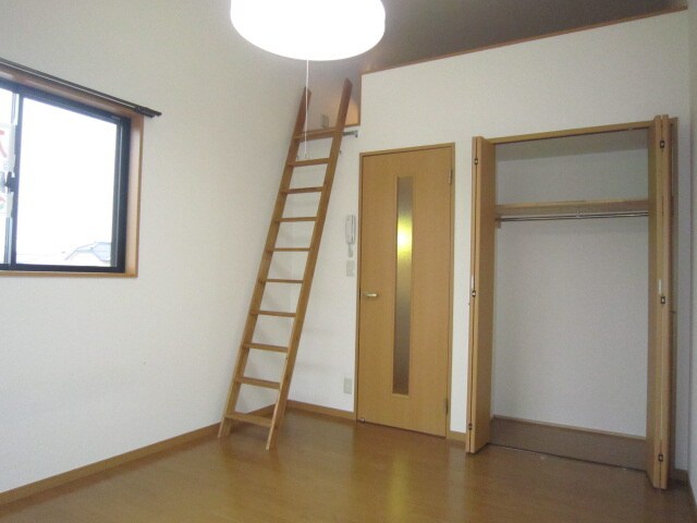 物件内観写真6　(居室)