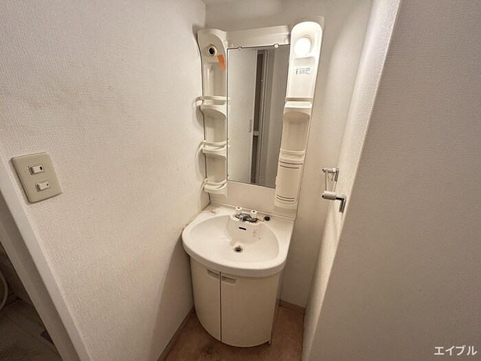 物件内観写真13　(洗面)