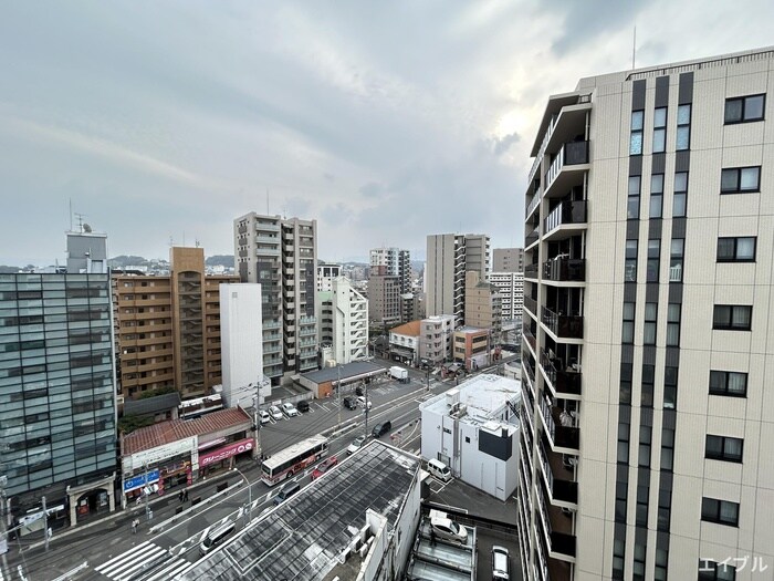 物件内観写真18　(室内からの展望)