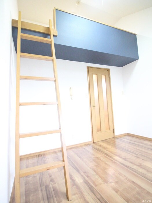 物件内観写真6　(居室)