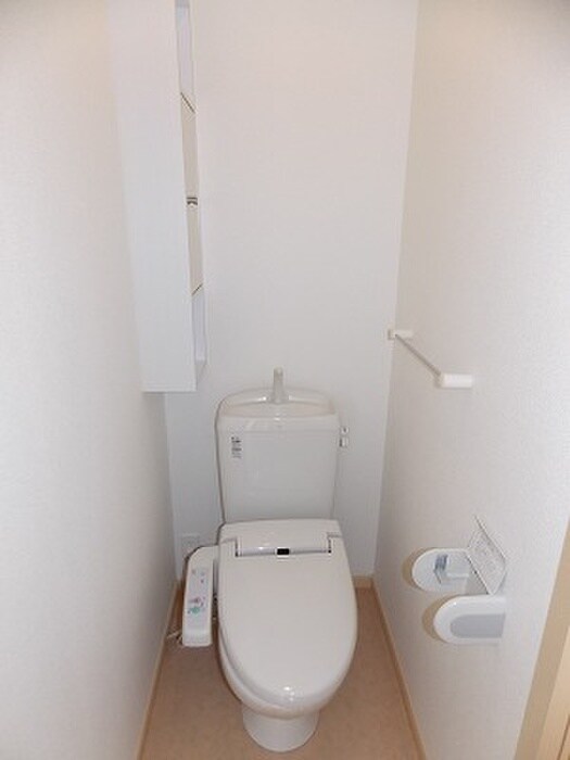 物件内観写真9　(トイレ)