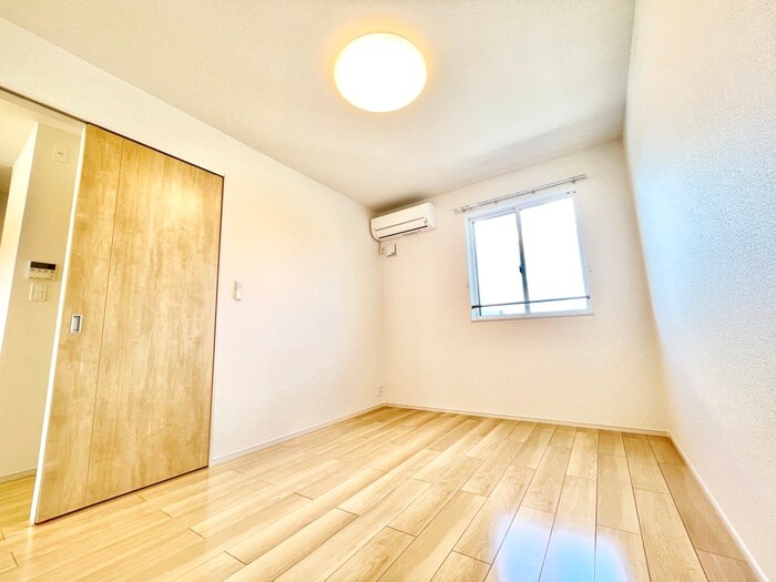 物件内観写真16　(内観写真)