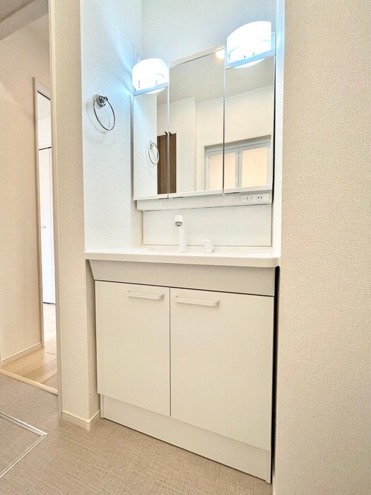 物件内観写真11　(洗面)