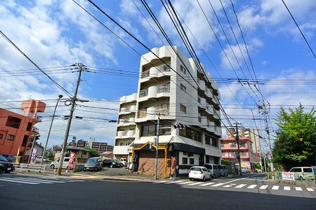 パ－トナ－三郎丸外観写真